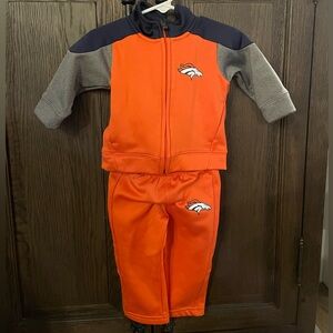 Denver Broncos NFL Kids Tracksuit with Logo